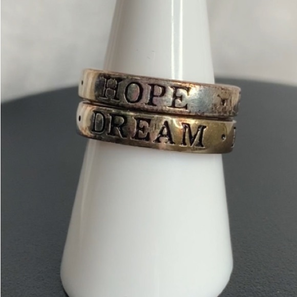 3/$10 SET HOPE & DREAM RINGS - Picture 10 of 15